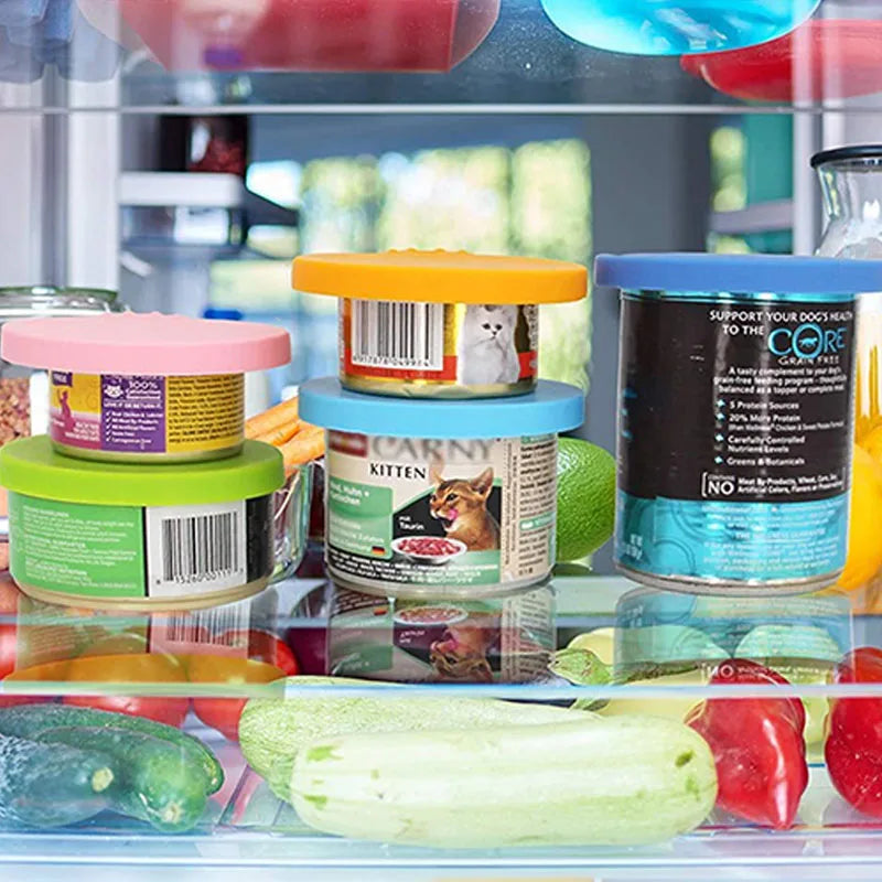 A set Reusable Pet Food Can Cover and Spoon Portable