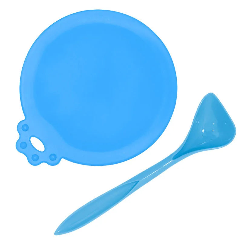 A set Reusable Pet Food Can Cover and Spoon Portable
