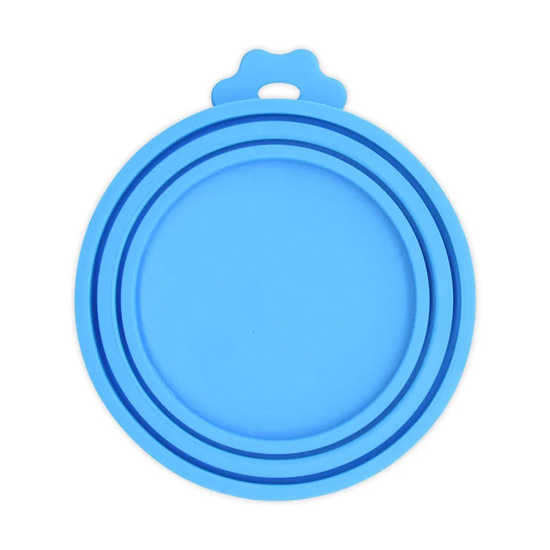 A set Reusable Pet Food Can Cover and Spoon Portable